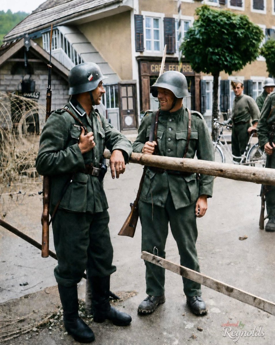 Voices of WW2 tweet media