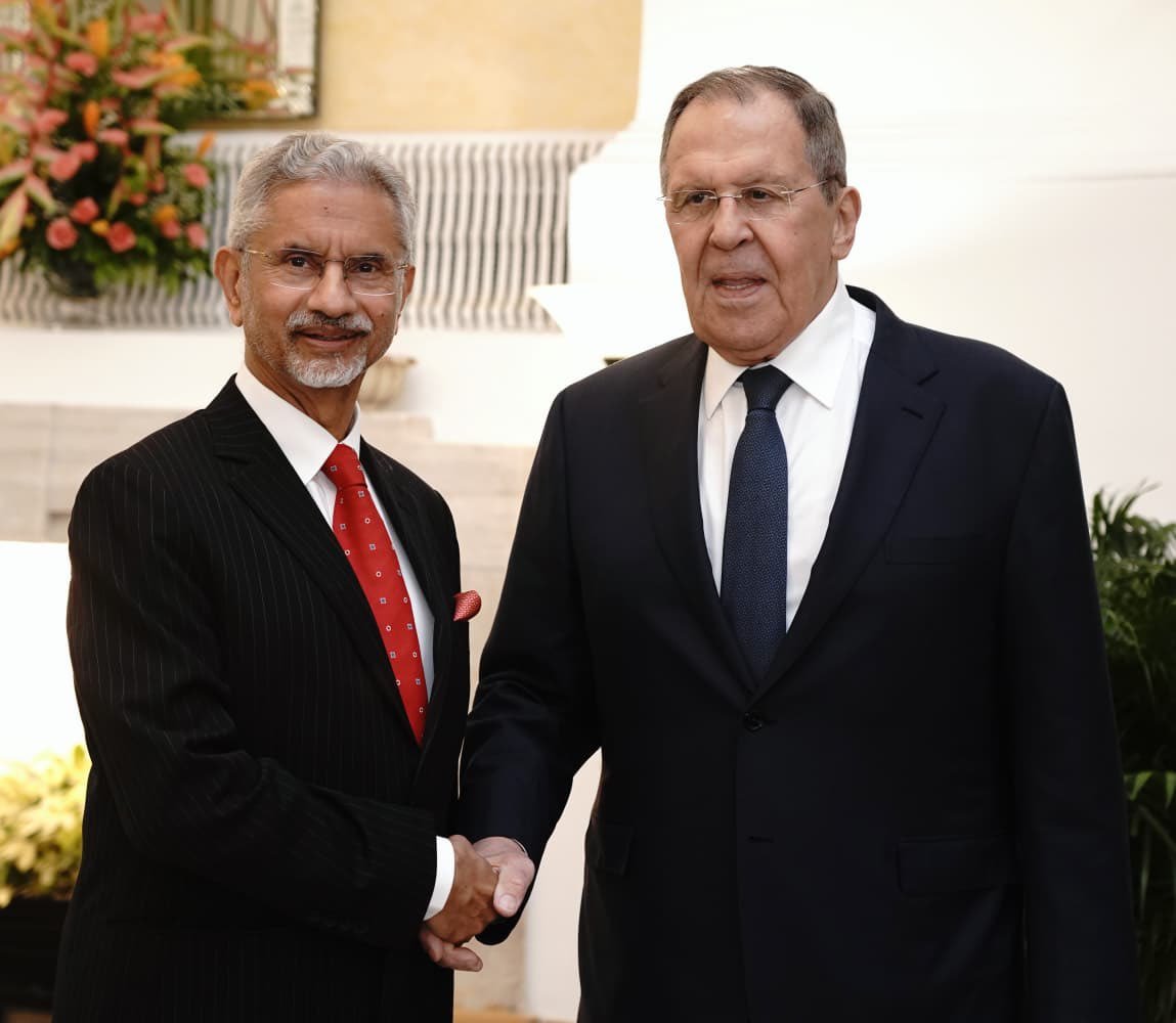 ANI's tweet photo. EAM Dr S Jaishankar tweets, "This evening, had a productive exchange of views with FM Sergey Lavrov of Russia here in Delhi. Our conversation touched upon several aspects of the India-Russia Special & Privileged Strategic Partnership, including trade & investment, energy & connectivity, science & technology, as well as facilitating mobility of skills & talent. Other global and multilateral issues of mutual interest were also discussed."

(Picture Source: EAM Dr S Jaishankar)