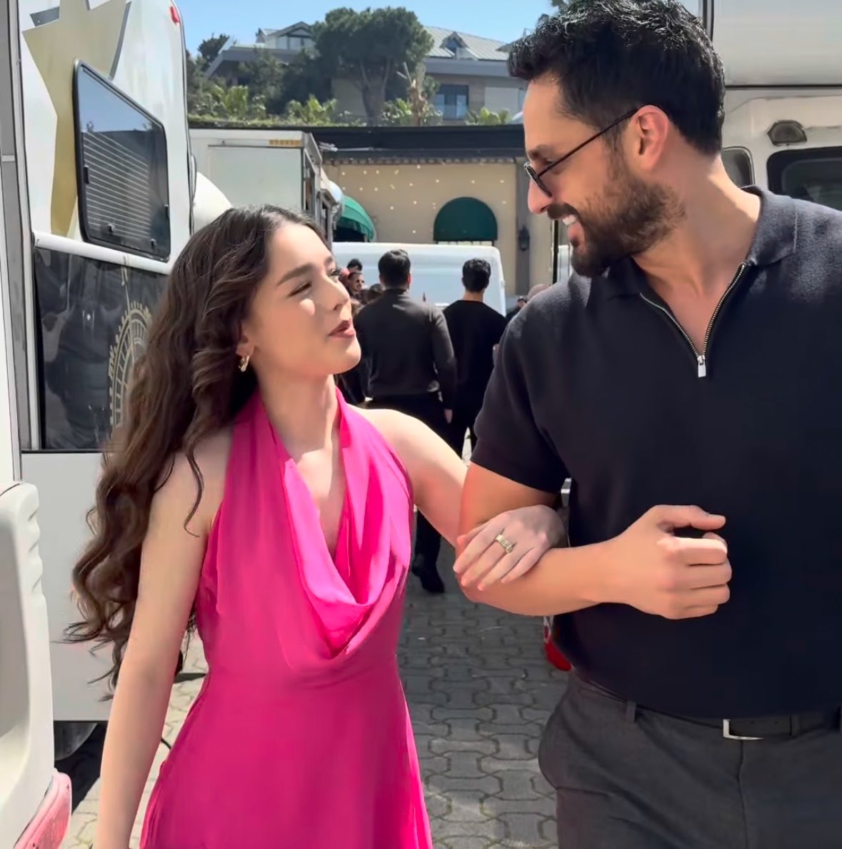 urwolve's tweet photo. Ekin ve ulku 🤍🧁🤏🏻 https://t.co/YH7gsfDgao