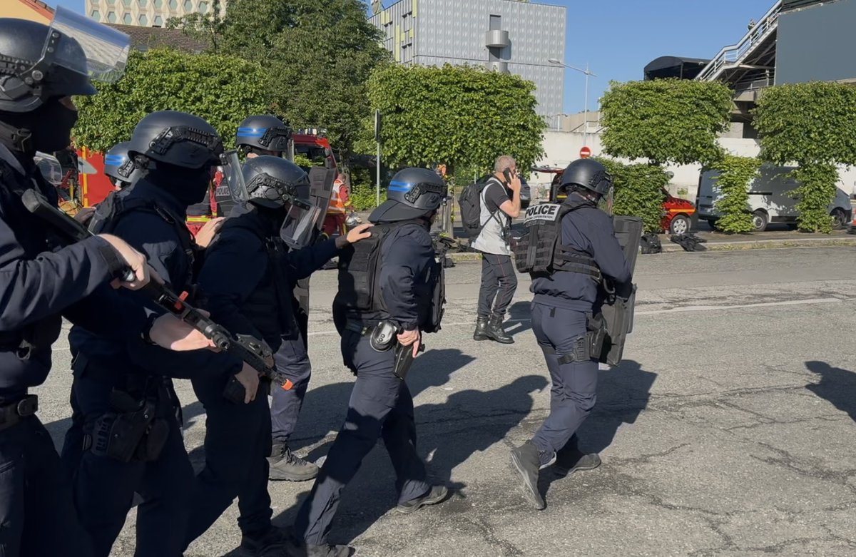 Préfet du Val-de-Marne tweet media