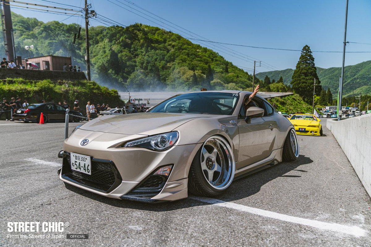 マエカワ tweet media