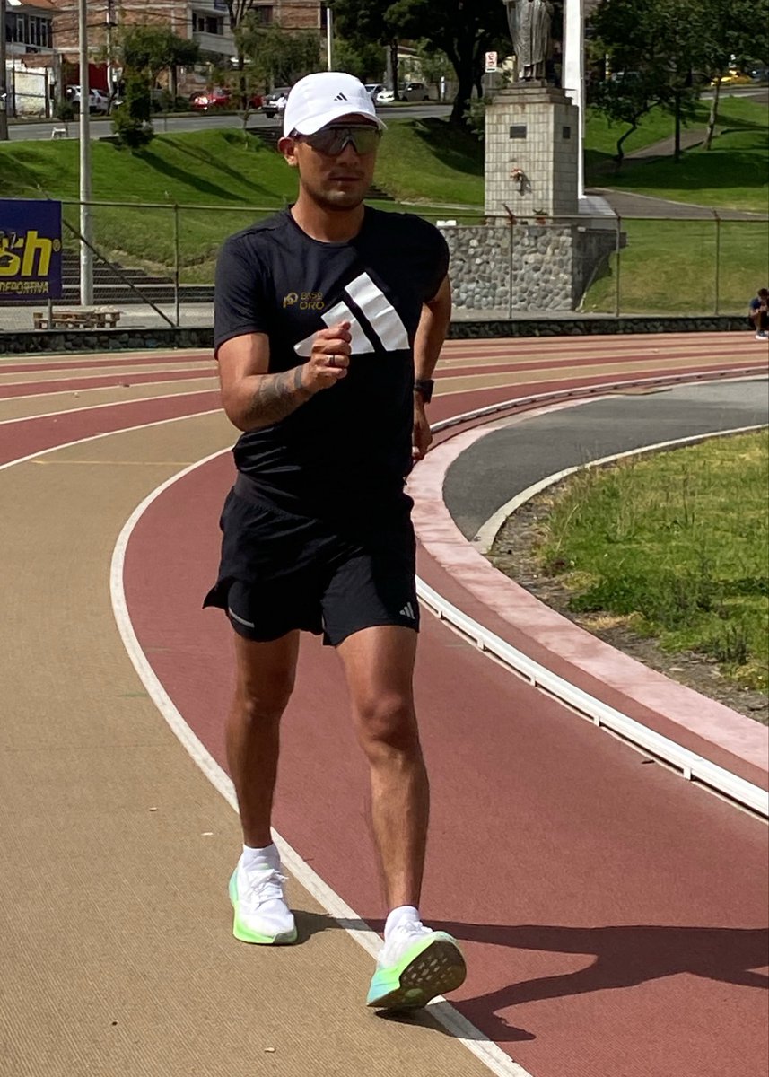 atletismoec's tweet photo. 💫 #DanielPintado y #GlendaMorejón anunciados para el Meeting de Rio Maior 

Los medallistas olímpicos de Ecuador están entre las figuras para el Meeting Rio Maior Race Walking, nivel oro @WorldAthletics.

La competencia será el sábado 16 de Mayo en territorio portugués. https://t.co/yyXQnBrcZh