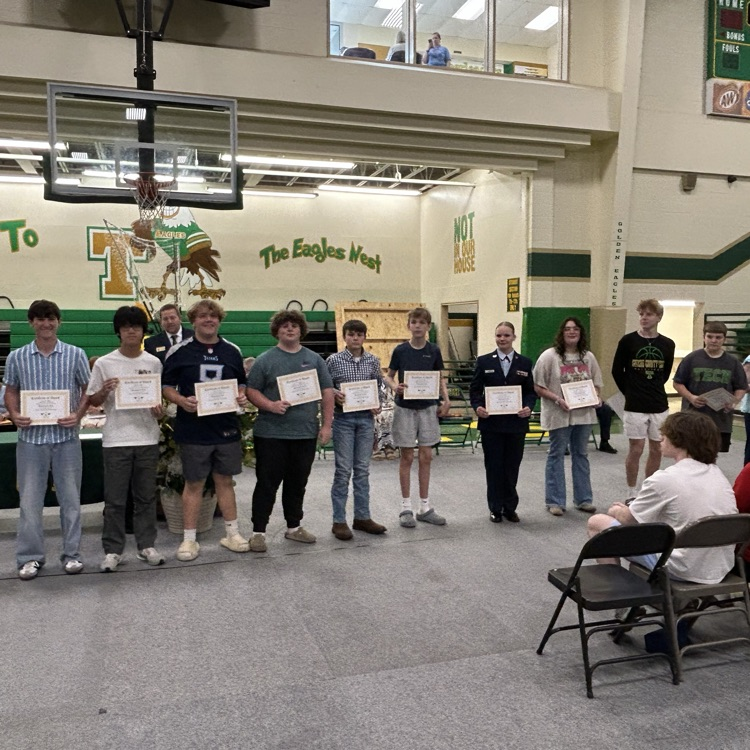 gctjrhigh's tweet photo. Congrats to all our 8th grade award winners @ GCTJHS!  Thank you for a great year and we hope everyone has a great summer. Great Day To Be A Jr Eagle! 🦅 https://t.co/9ca6r8CuMJ