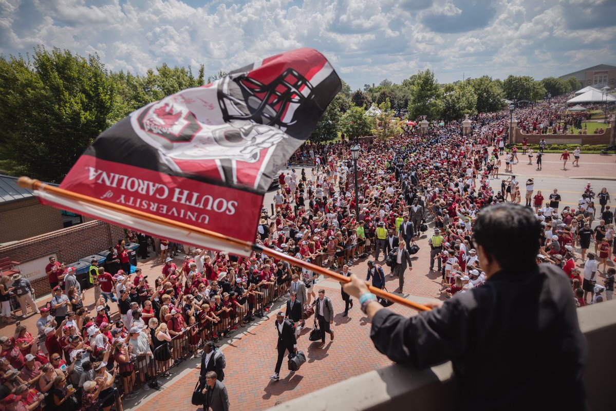 South Carolina Gamecocks tweet media