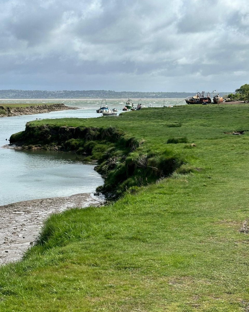 Shortconstruct's tweet photo. Day 3: We’ve surpassed the halfway mark and have walked an incredible 123.35km! 👣

Today, we crossed into North Wales before reaching our destination: Abergele.

If you’d like to support us, please donate via our Just Giving page:
https://t.co/1PeQ50ZVnJ https://t.co/VXrOODTyWF