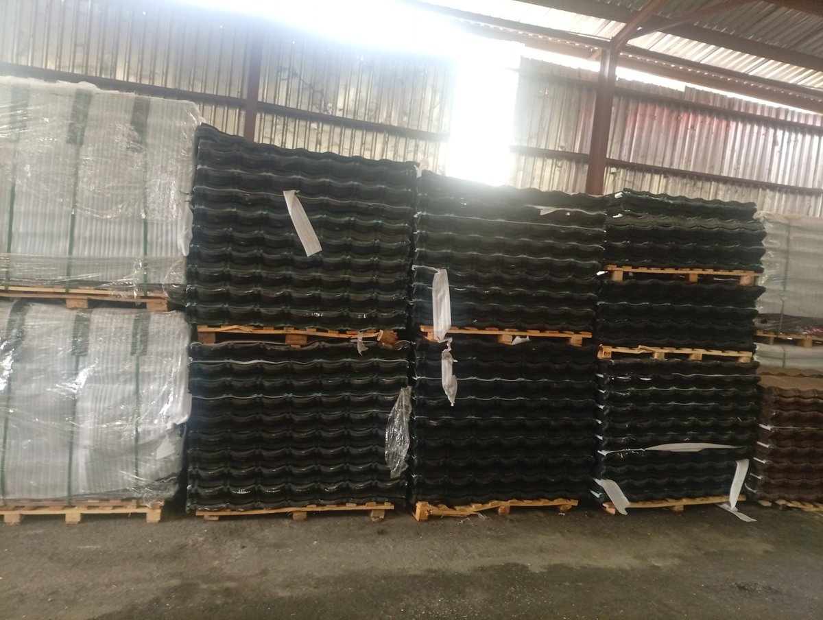 authenticrooftile tweet media