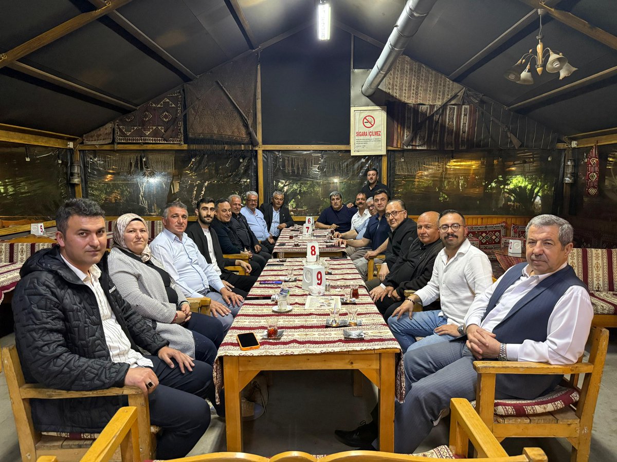 TurkerHALIM33's tweet photo. Tarsus ziyaretimizde, Karakucak güreşinin değerli emekçileri ve muhtarlarımız ile bir araya geldik. https://t.co/pPNvXKvIWb