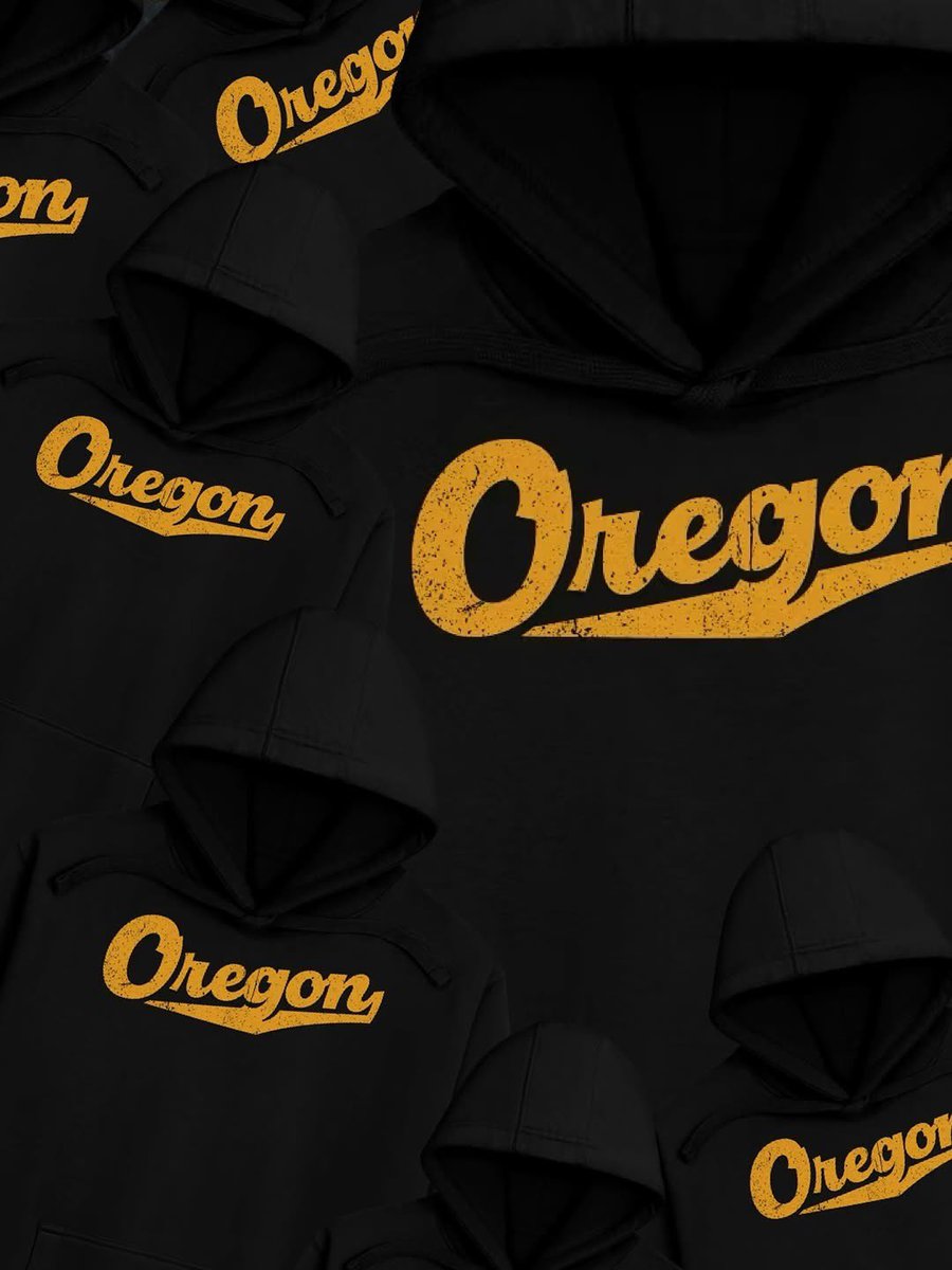 iamoregonborn's tweet photo. Otherworldly comfort and style from right here on Earth. 🛸🌎

#oregon
#oregonborn
#iamoregonborn
#pnwstyle
#supportlocal https://t.co/AjhBPhGfFw