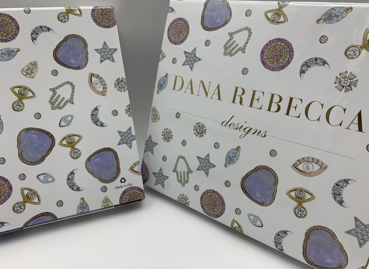 JTSnell's tweet photo. Gift Boxes Made In USA by @snellercreative #sneller #snellercreative #snellercreativepromotions #madeinusa #gift #giftbox #giftpackaging #packaging #custompackaging #promotionalpackaging #marketing #branding #promotion #advertising #usa 
https://t.co/LRlSzusUy8 https://t.co/GesGyiDnm7