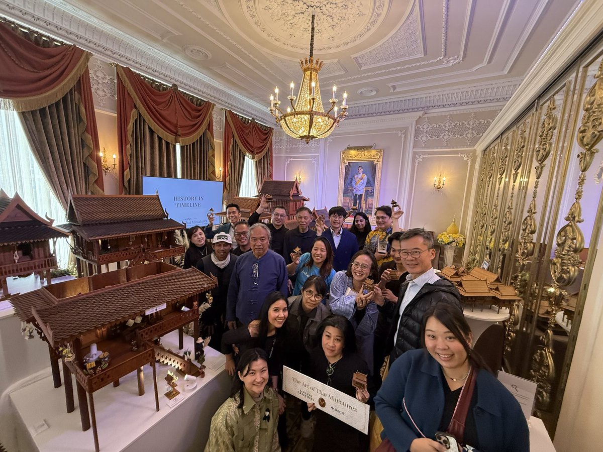 Royal Thai Embassy, London tweet media
