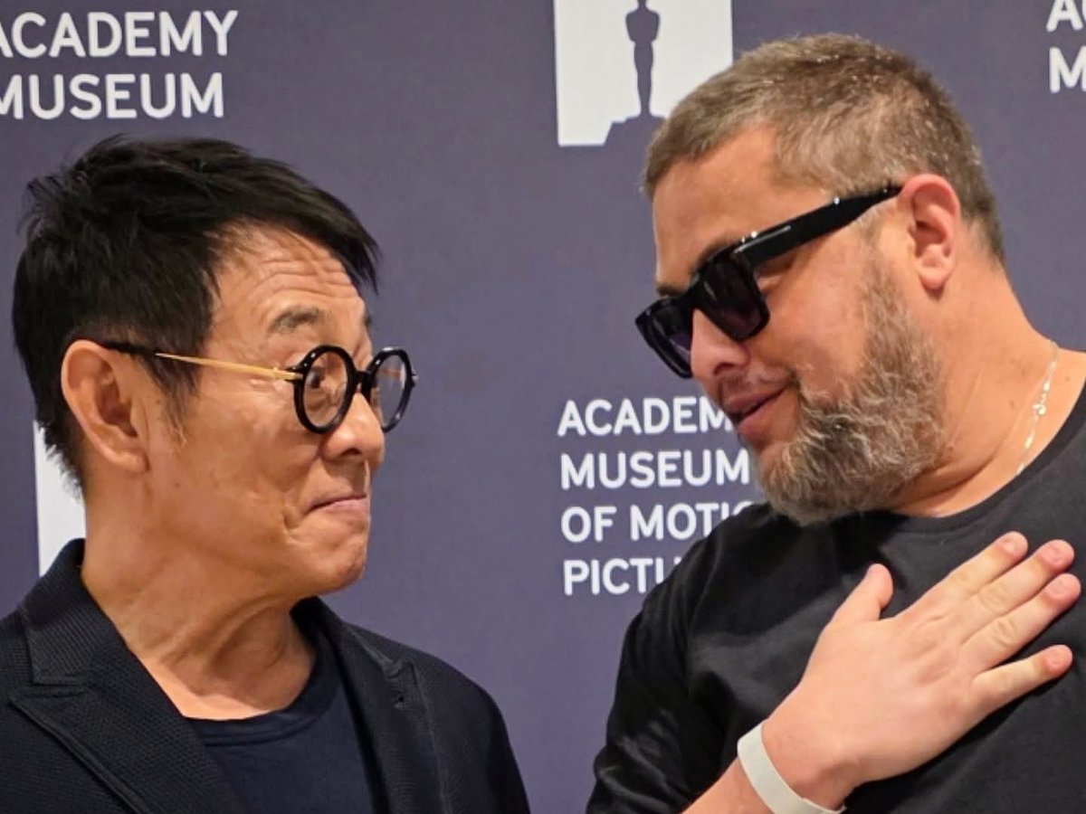 dmuslan's tweet photo. Bucket list moment! Spending time with @jetli_official is one of those things that makes this crazy, stressful business of ours all worth it... #李连杰 #JetLi @TheAcademy @AcademyMuseum https://t.co/VhqdPh3Sbl