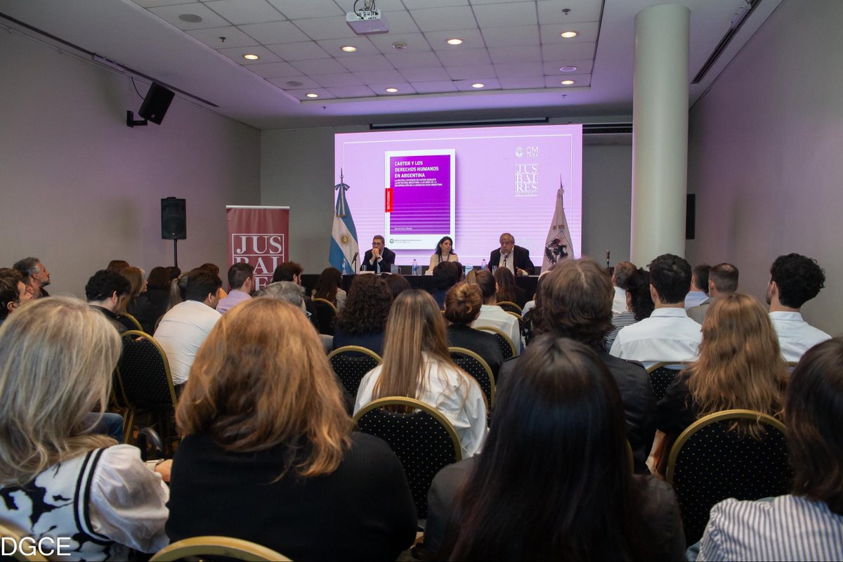 editorialjus's tweet photo. ¡Nos vemos en la próxima Feria del Libro! 🤍 https://t.co/Liv4HZzaWy