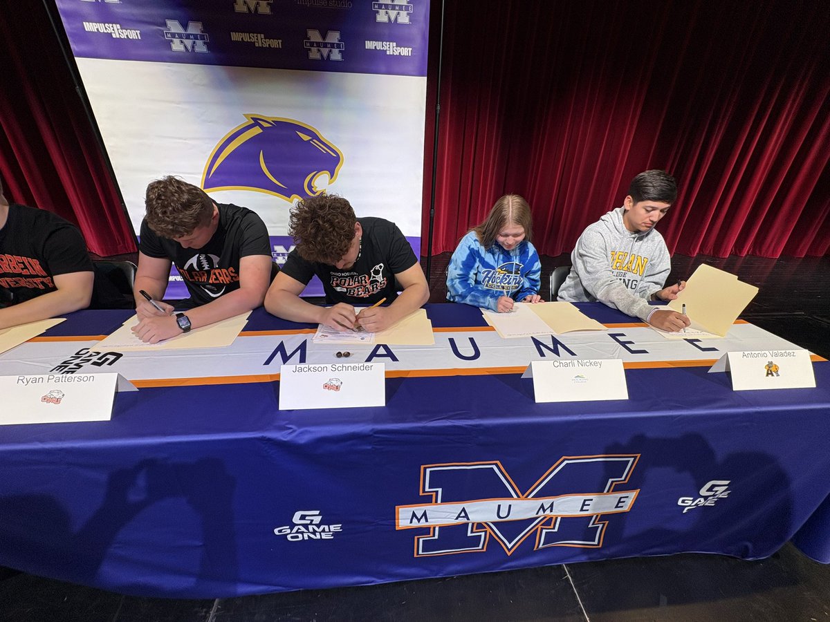 MaumeePanthers's tweet photo. Congratulations to our 8 seniors committing to playing athletics in college 💜💛 https://t.co/W1Q8yNLCLj
