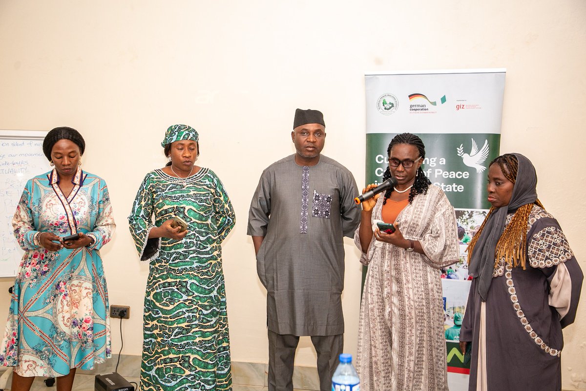lida_network's tweet photo. Day 1 in Jos with media practitioners was an impactful and deeply reflective session on communication for development and peacebuilding.

As journalists and media professionals who have lived and worked within the conflict-prone environment such as Jos, participants shared https://t.co/6fVGnt4qt3