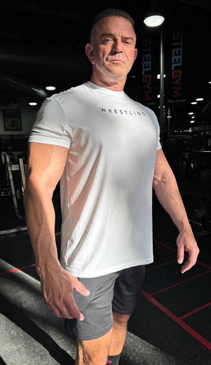 Intense Muscle God tweet media