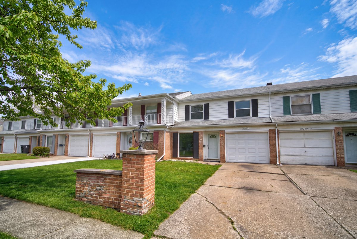 andreafickhomes's tweet photo. **Brand New Listing Today!!
4020 Park Forest Flint, MI 48507
-Newly Remodeled
-3 bedroom
-1.5 bath

$124,900

📷Link coming soon!

#andreafickhomes #pickfick #sellyeah

https://t.co/GNqSFLa1DN https://t.co/P3rc6XODbT
