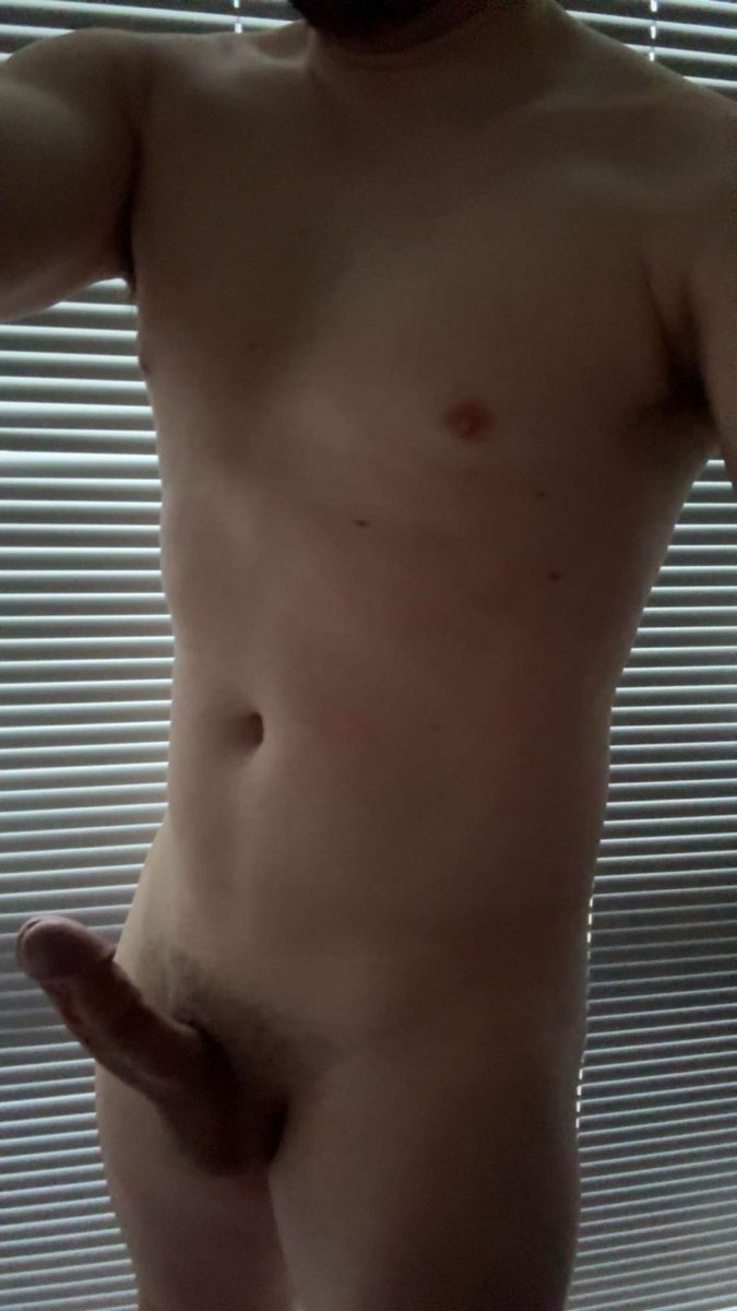 GuysVers's tweet photo. He just won’t go down today…. I need some help… 😈😈 https://t.co/9zN8Px2ekX