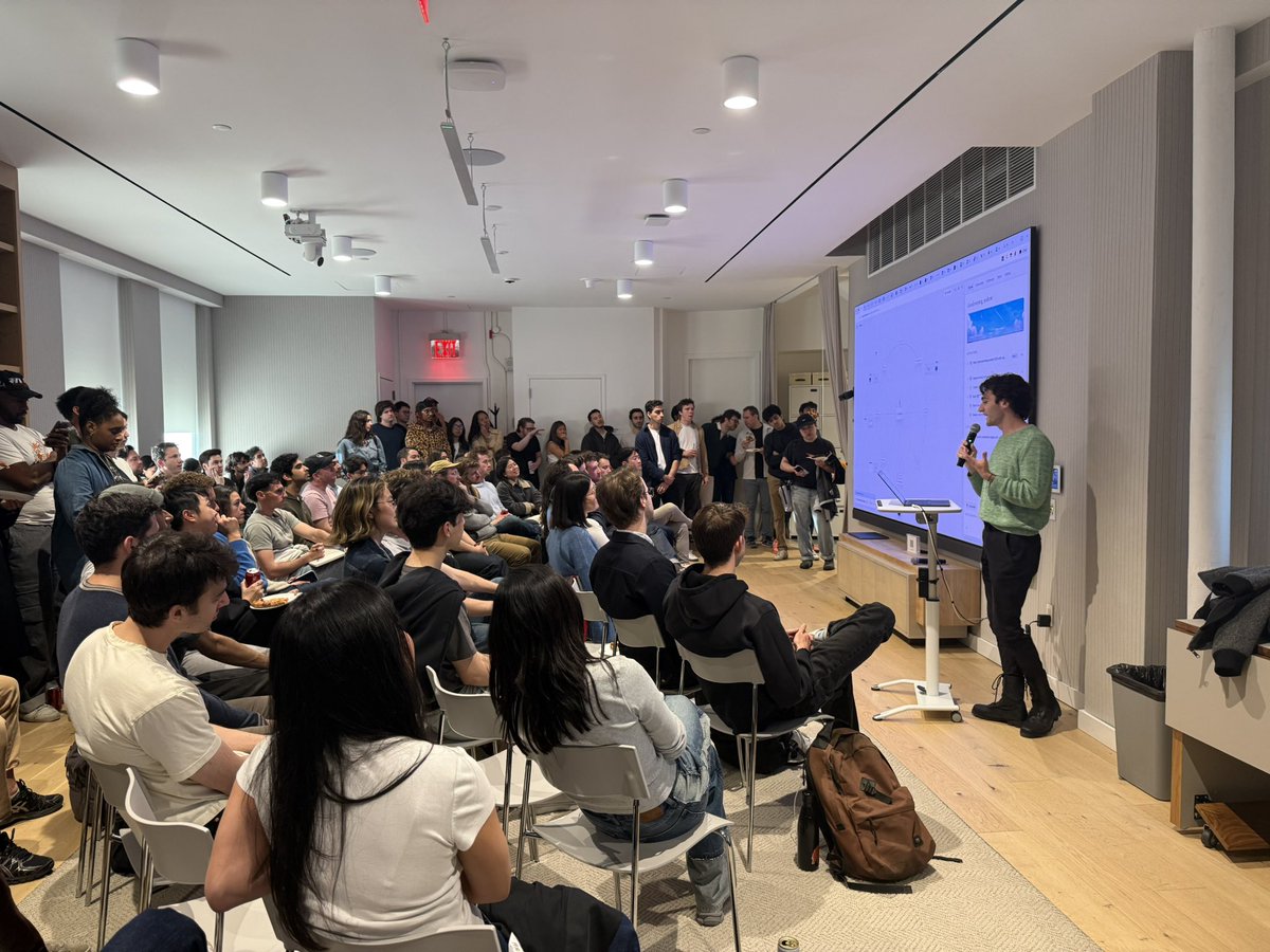 fai nur tweet media