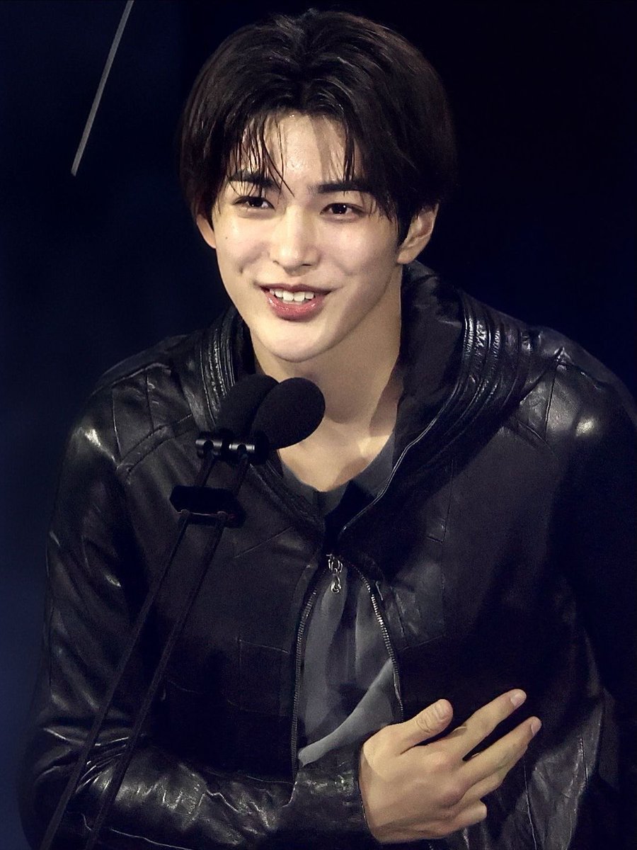 ูุงุชู tweet media