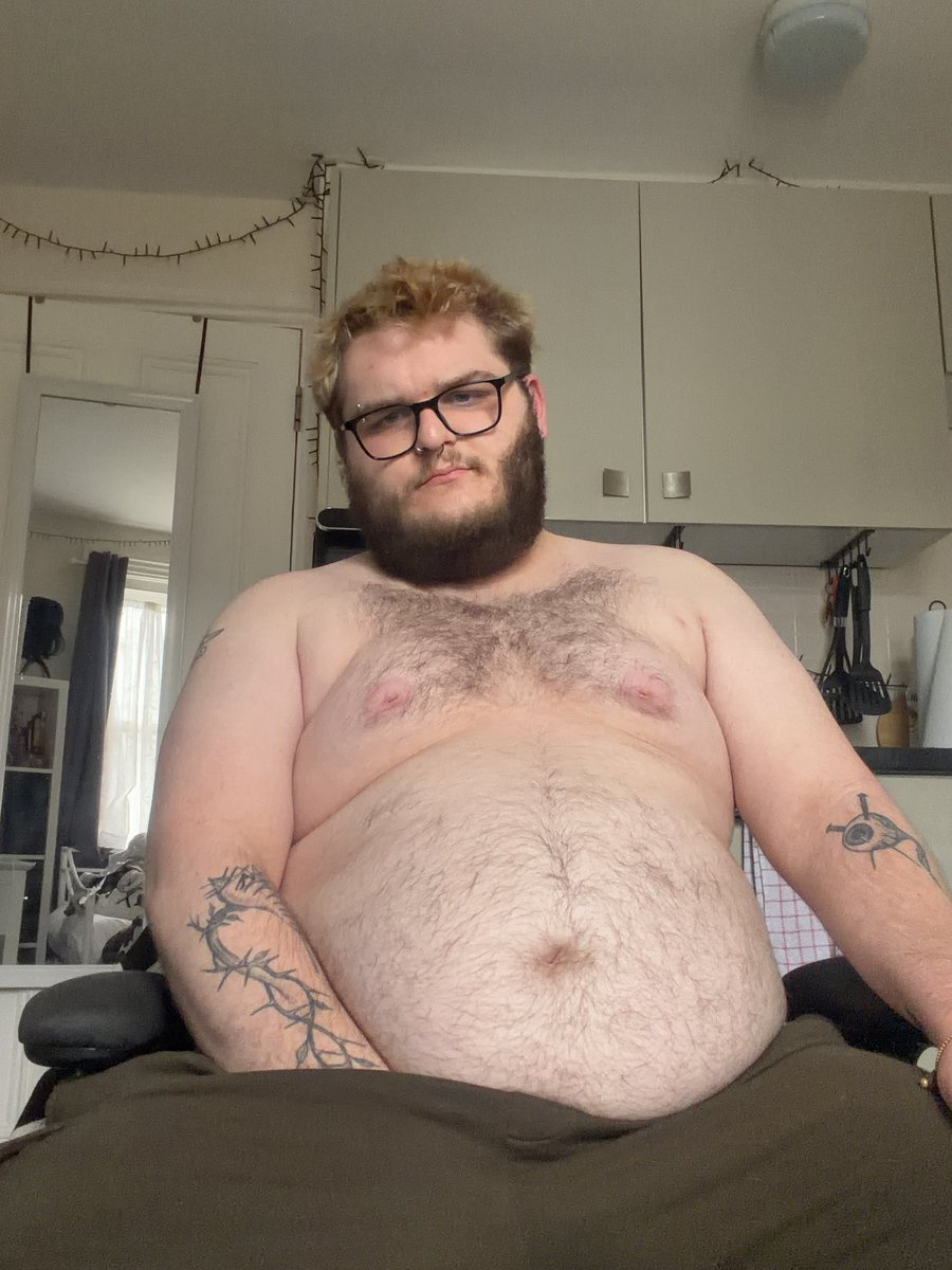 big guy ash tweet media