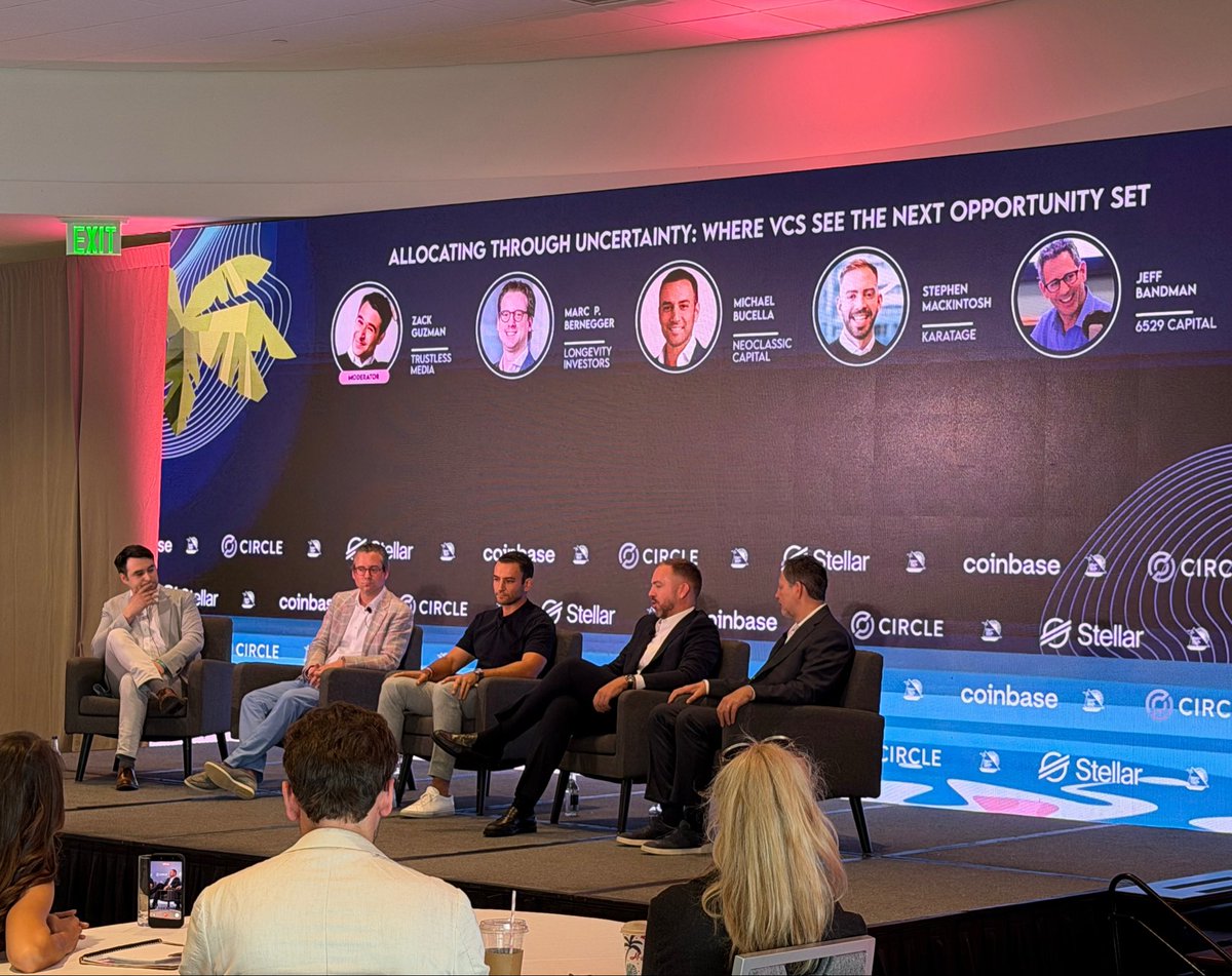 Zack Guzmán tweet media