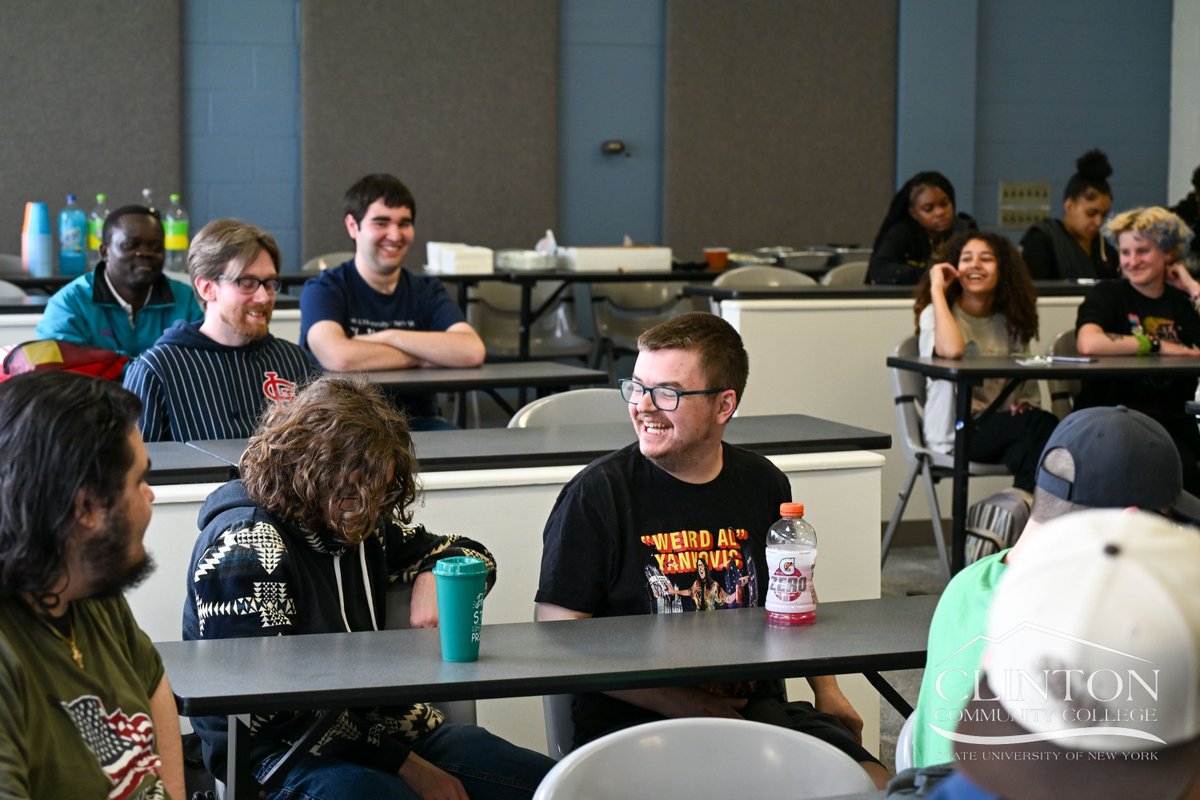 ClintonSUNY's tweet photo. Our SUNY ASAP (Advancing Success in Associate Pathways) program wrapped up the semester with a celebration last week!

Graduating participants offered words of wisdom to their peers before a meal was served.

Learn more about SUNY ASAP at Clinton: https://t.co/cVLOYhcqb9

#WeWork https://t.co/ANFE4HpC3E