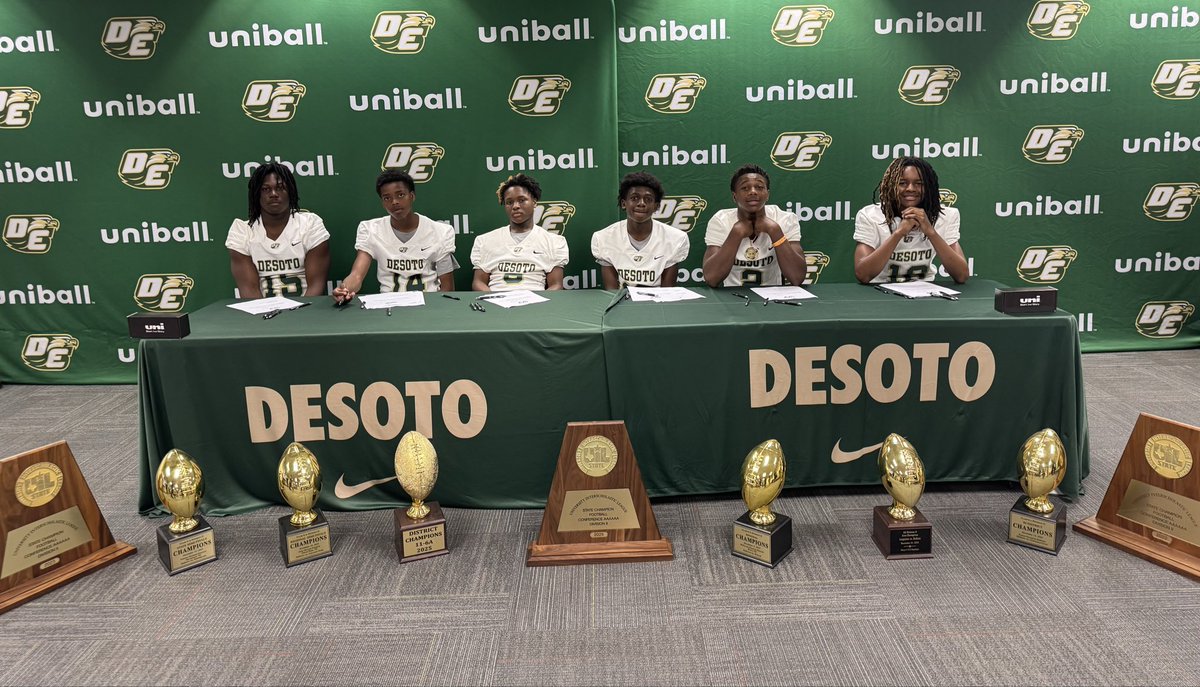 DeSoto Football tweet media