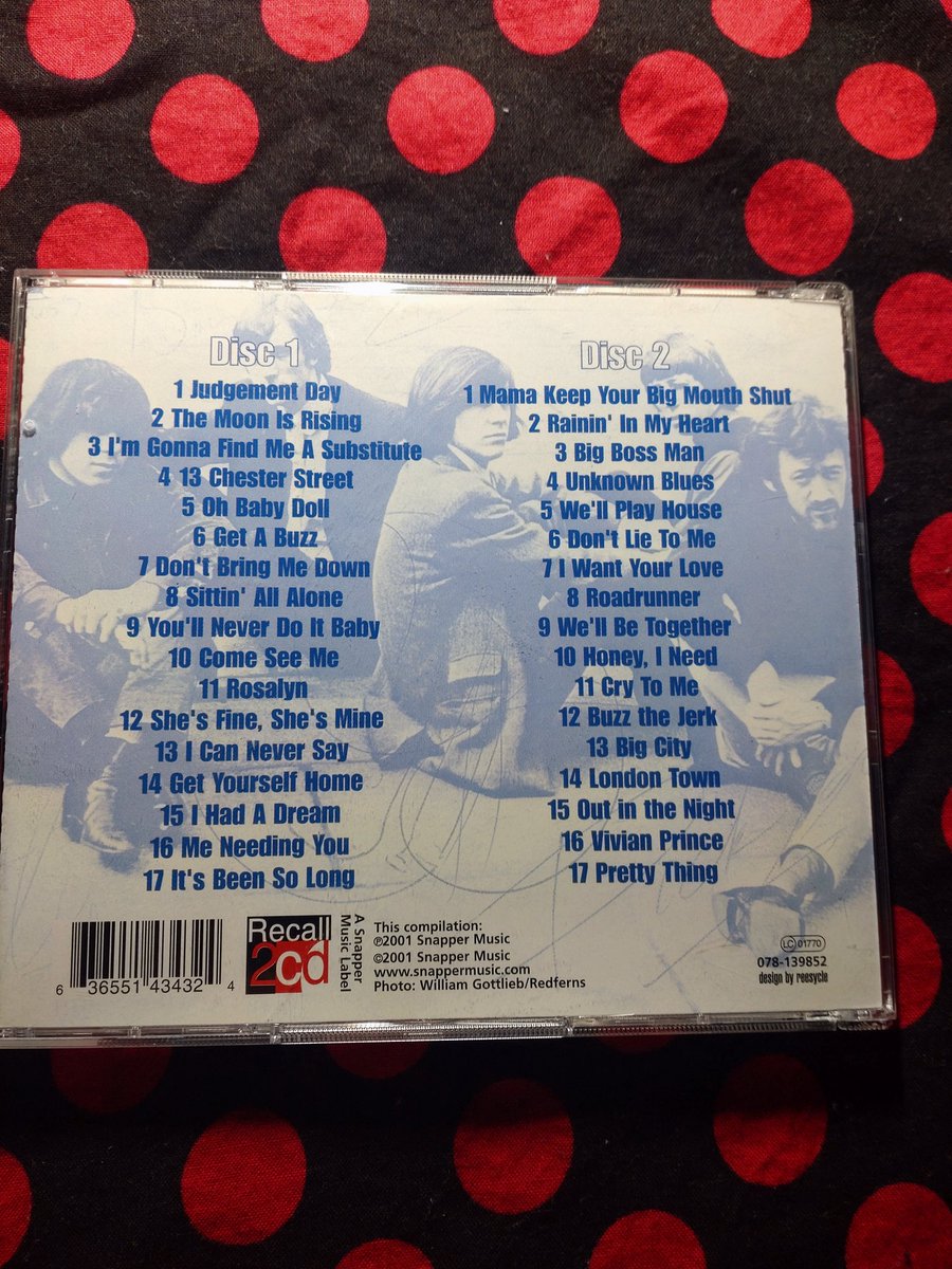 cIbEsZpennrq9Ue's tweet photo. 今朝の1枚💿️🤓🎶
皆様、おはようございます❗️🙂🤚🏻
今日は昼間は晴れて🌞暑いそうだけど、午後に雨🌧️降るかもです😆
本日も皆様がステキな1日になります様に‼️😀✌🏻💖✨
今日のT👕は
#JOHNNYTHUNDERS

#thePrettythings
#THERHYTHMandBLUESYEARS
#Disc1 https://t.co/uHYfEQseIr