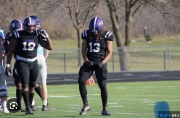 Williamfulmore0's tweet photo. Blessed to receive my first offer from waldorf university 🖤💜@wu_football https://t.co/rz6e6rgb7O