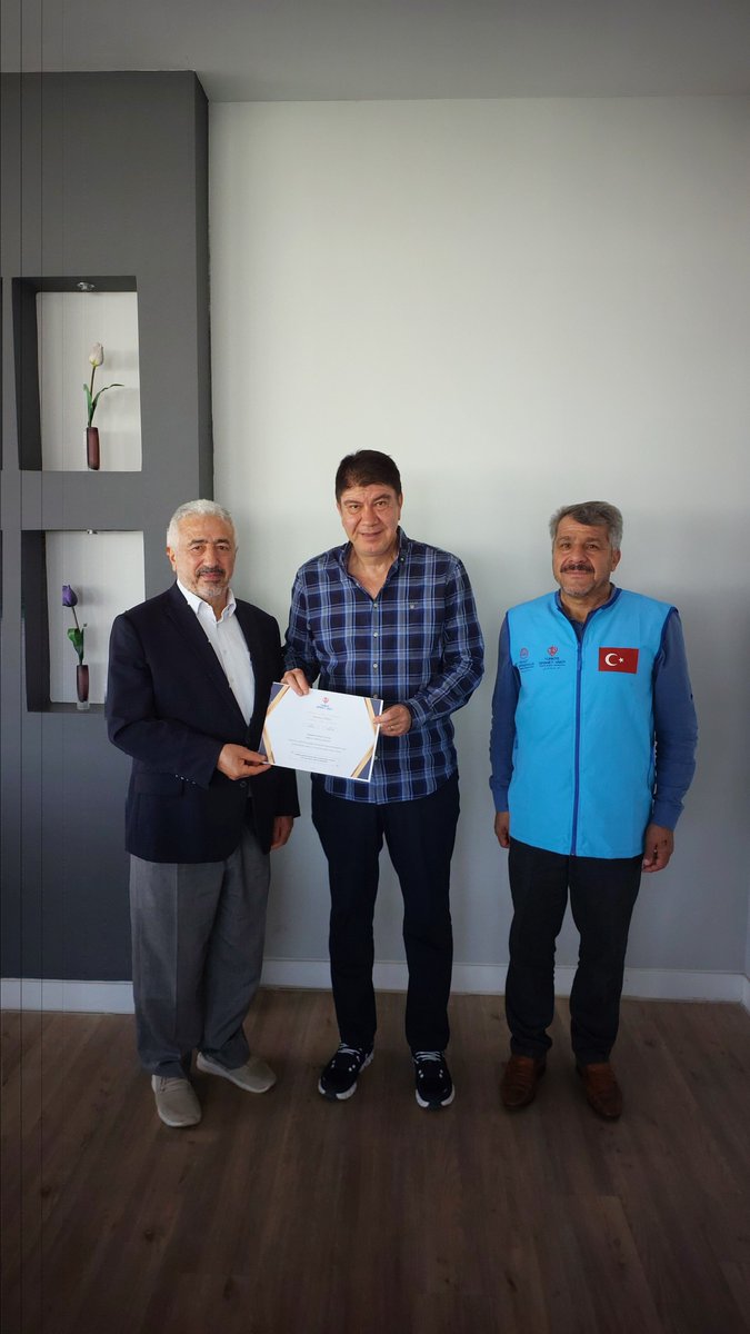UlusoyYusuf's tweet photo. Önceki dönem Antalya Büyükşehir Belediye Başkanımız Sayın Menderes Türel, Türkiye Diyanet Vakfı Aksu Şubemize kurbanını emanet ettiler. Nazik kabulleri ve destekleri sebebiyle Sayın Başkanımıza şahsım ve kurumum adına teşekkür ederim.
#menderesturel https://t.co/NWaEiAe0Z4