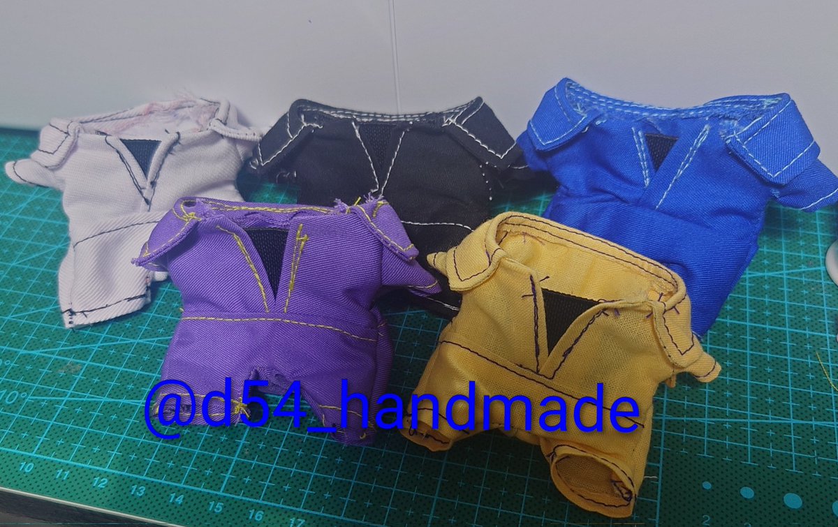 d54_handmade's tweet photo. ぬい服 つなぎ！！
友人用に追加で作りましたー https://t.co/oLGBE09mpX
