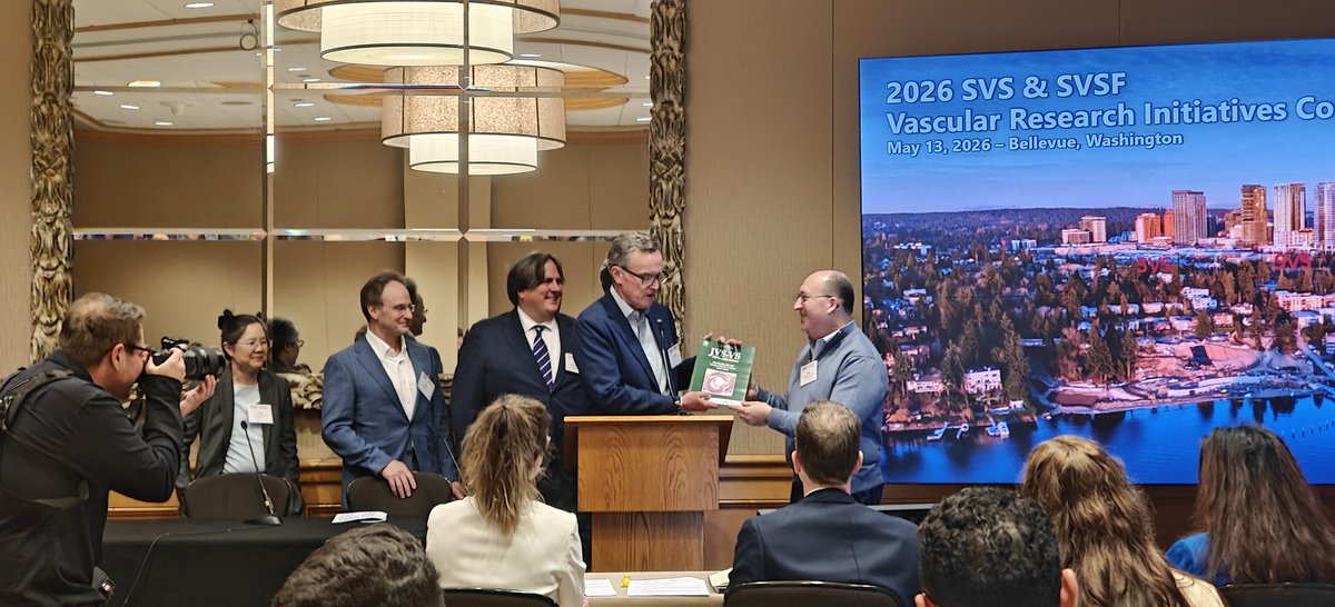 karenholab's tweet photo. Congratulations and huge thank you to @adardik as the founding editor in chief of @JVS_VascSci, as he hands the reins to the inimitable @dr_brewster!
#vric26 @VascularSVS https://t.co/jOx9QmEDDU