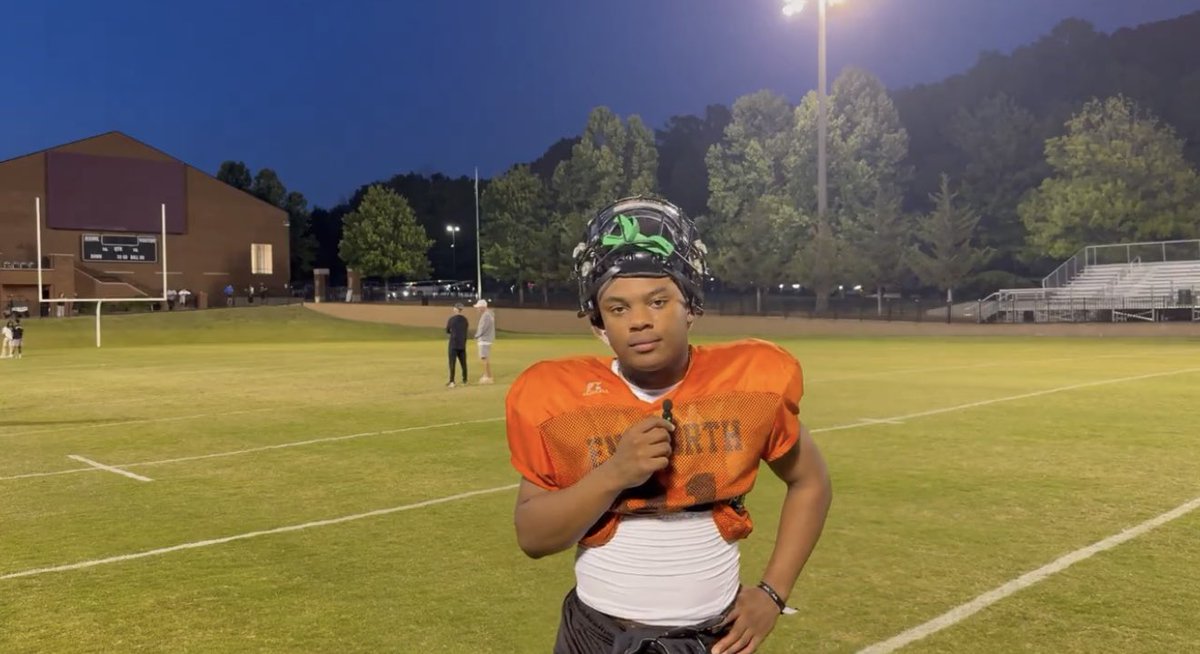 CSmithMedia's tweet photo. Prep Redzone visited Ensworth on Tuesday for the third Spring Tour trip.

After seeing a plethora of high-level players, I’ll be scouting five offensive standouts in the Tigers’ program.

Read about them in the link below

https://t.co/Xga757dVSE https://t.co/BHO9yi4Tce
