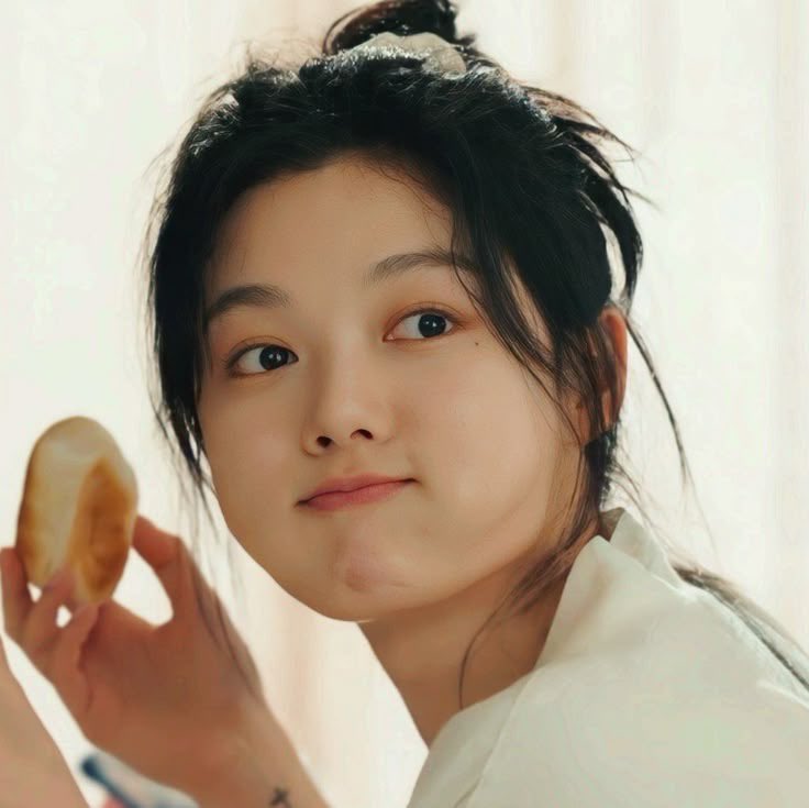 𝒦𝒾𝓂 𝒴𝓊𝒿𝓊𝓃𝑔 tweet media