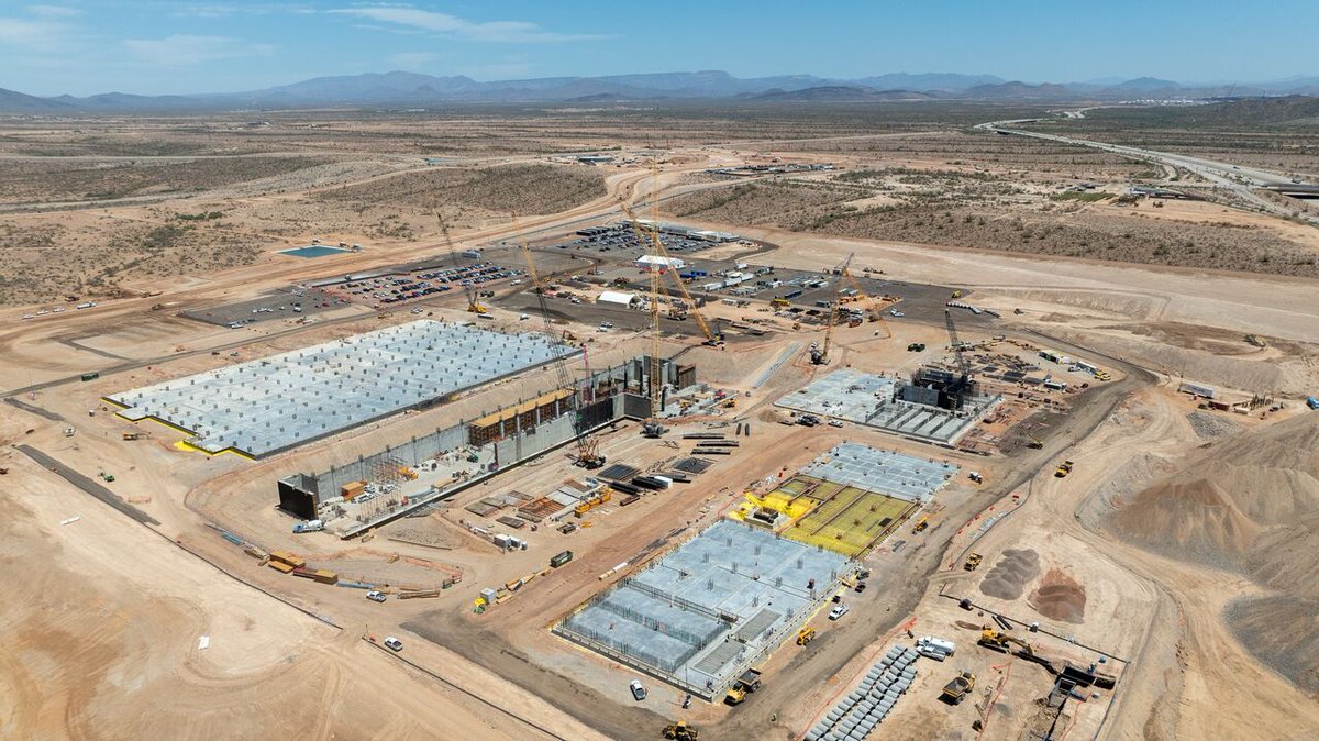 AmkorTechnology's tweet photo. We’re proud to see the Amkor project in Peoria, Arizona recognized as the #1 𝐃𝐞𝐚𝐥 𝐢𝐧 𝐍𝐨𝐫𝐭𝐡 𝐀𝐦𝐞𝐫𝐢𝐜𝐚 by Site Selection Magazine.

Read the full press release to learn more: https://t.co/4GFMOrrPRS

#Amkor #OneAmkor #AdvancedPackaging #Semiconductors #SupplyChain https://t.co/XnlbqdFd9s