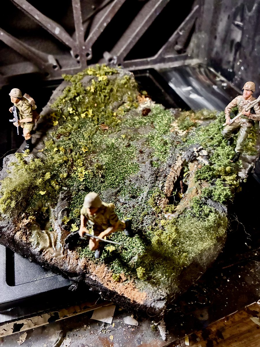 193Pcx's tweet photo. タミヤさんの1/35 II号戦車とジオラマが完成しました。
ジオラマとII号戦車良い感じ。1,000円のキットとは思えない。 #scalemodel #模型 #プラモデル #プラモ
 #modelbuilding #ミリタリーミニチュア
 #TAMIYA #AFV #タミヤ #スケールモデル
 #HistScalemodels
#戦車 https://t.co/Y5dmFG9PIH