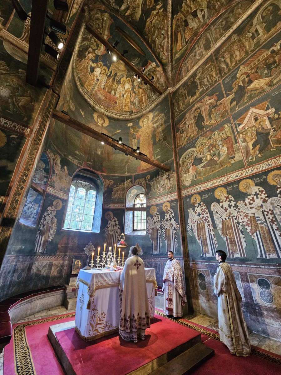 Dečani Monastery tweet media