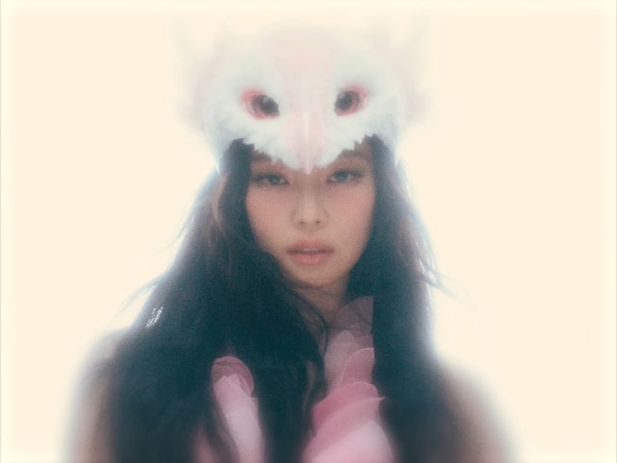 ‎jennie praise tweet media