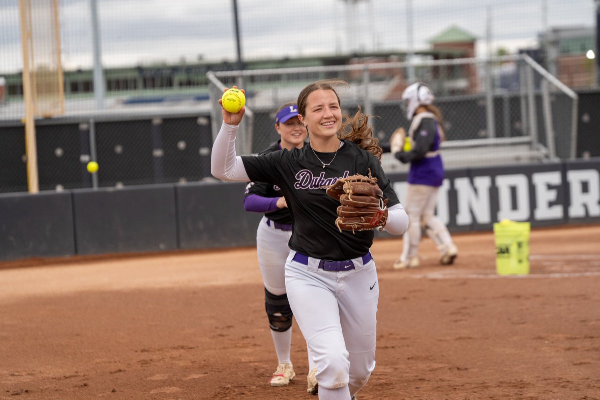Loras College SB tweet media