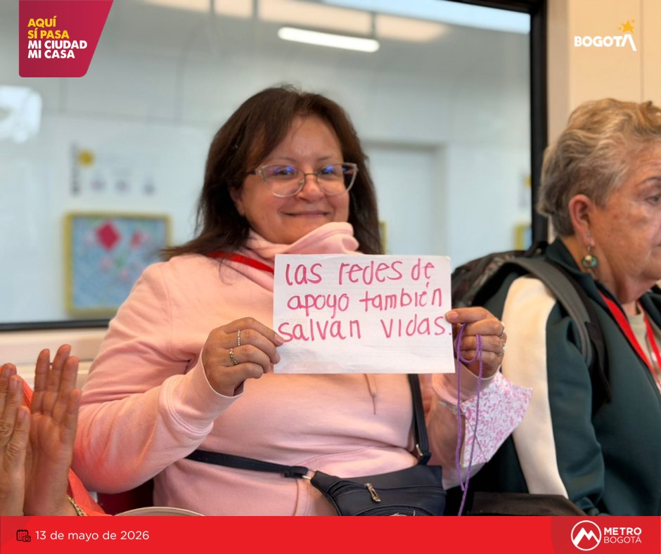MetroBogota's tweet photo. Hoy, desde el #VagónEscuelaMetro 🚆, compartimos con mujeres cuidadoras 👩‍🦰, personas mayores 🧓 y la @integracionbta una jornada para conversar sobre cómo el futuro Metro 🚝 puede ayudar a mejorar la vida de quienes cuidan y acompañan a otros todos los días. 

Con #BogotáModoMetro 〽️ seguimos construyendo respeto, empatía y convivencia para la ciudad.