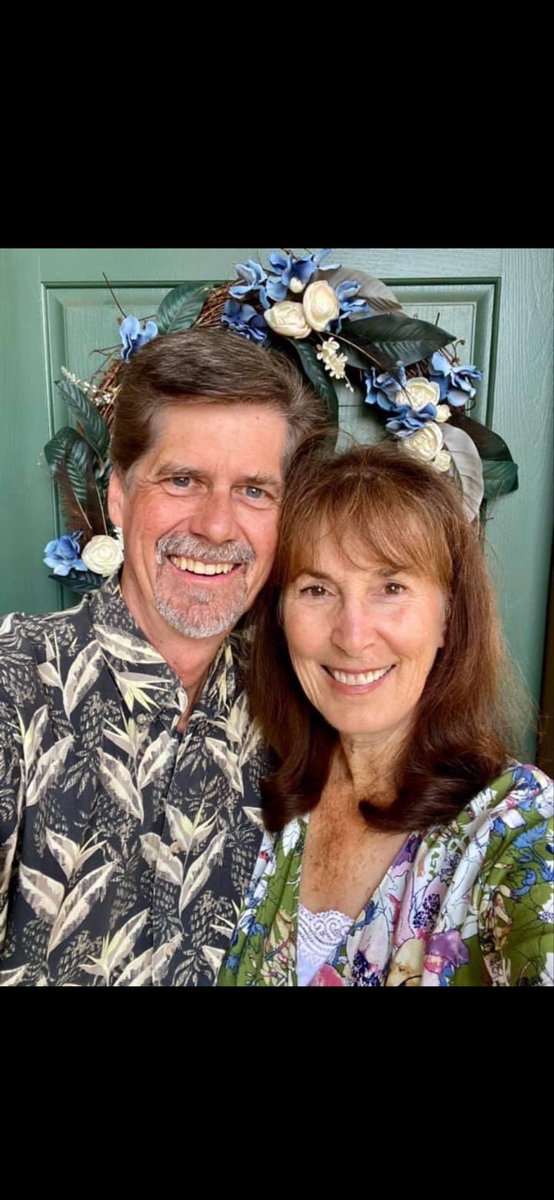 T2TheJ's tweet photo. @godlywomanhood This a very nice picture of you and your brother! https://t.co/X0MRNaKozd