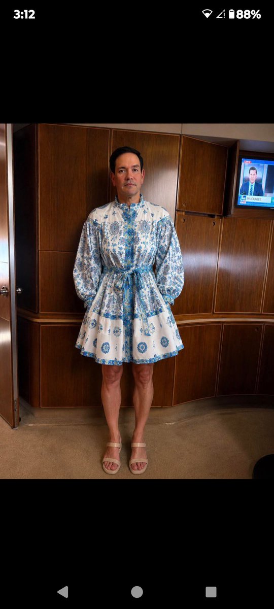 jon_hin17070's tweet photo. @JoJoFromJerz @atrupar Marco Rubio wearing his dress in china https://t.co/rb907JwTKk
