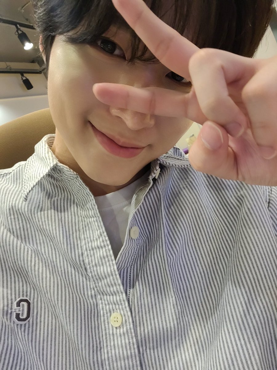 ugeon_face's tweet photo. #WHIB #UGeon #유건 #유승용 https://t.co/ZnjNUcsk1R
