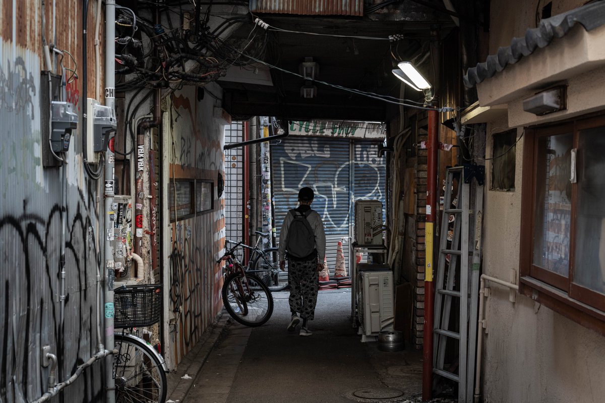 oyakata417's tweet photo. 三軒茶屋
#ファインダー越しの私の世界 #撮るを楽しむ #その瞬間に物語を #キリトリセカイ #写真で伝えたい私の世界 #何気ない瞬間を残したい #leica #leicacamera #leicaphoto #leicaq3 #leicaQ3_43 #leicaq343 #in_love_with_leica #43mm #newcolor #photolovers #streetsnap #Snap_Daimon #love https://t.co/uCEuVmn2K4