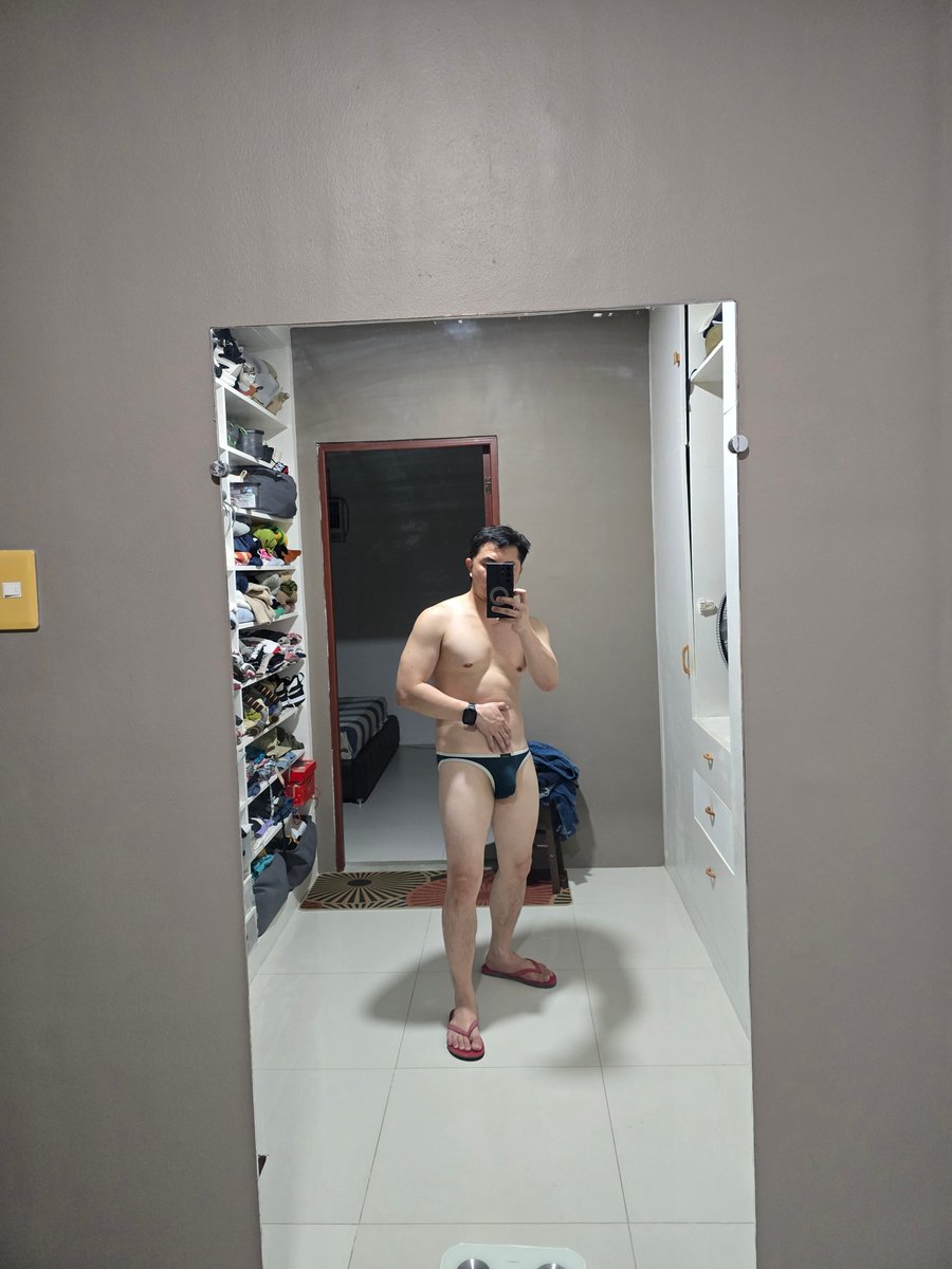 therealerwn's tweet photo. Morning check ✔️ https://t.co/y4IuGg8kuq