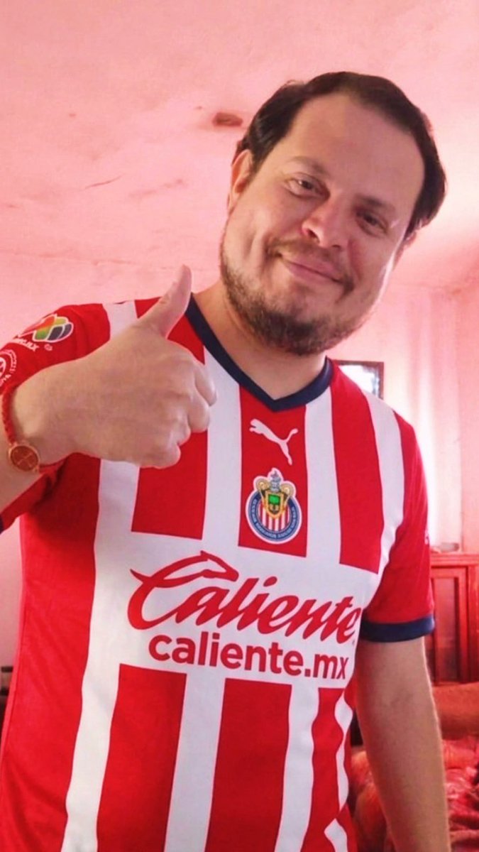 cesar_edy's tweet photo. Vamos con todo mi rebaño #chivas  ❤️❤️💙💙🤍🤍🐐🐐😍😍😍 https://t.co/0vpiRPcBTu
