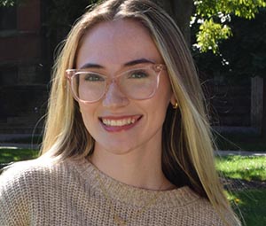 RutgersCommInfo's tweet photo. Congrats to Bella Rose COM, DCIM, JMS’26, Class Speaker for SC&I graduation tomorrow! Her advice to her classmates: "Avoid comparison. Be proud of your achievements and soak in the moment.” More: https://t.co/1a8J5ql1P3 @RutgersDCIM #DCIM https://t.co/NJ9G0wydJM