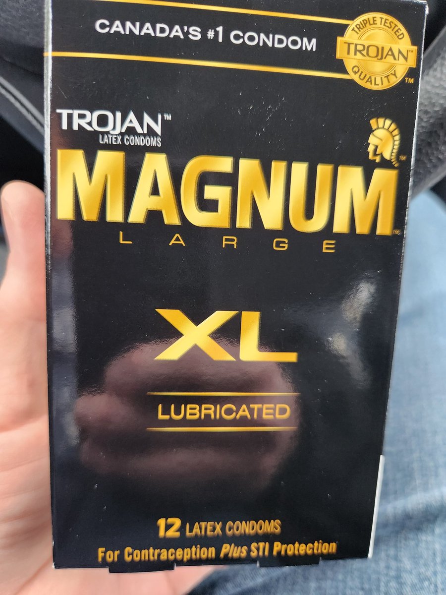 BR_Saiph's tweet photo. Picked up some XLs for our holiday. Felt like a f'n champ at the self-checkout. Left them boldly on display. No shame hiding sex stuff for this cuck. 'Yah, that's right I'm buyin' the XLs'! (No need to say they aren't for me😂)
#chastity #CuckThoughts
#RandoVacayBBC https://t.co/bWfpBoagmE