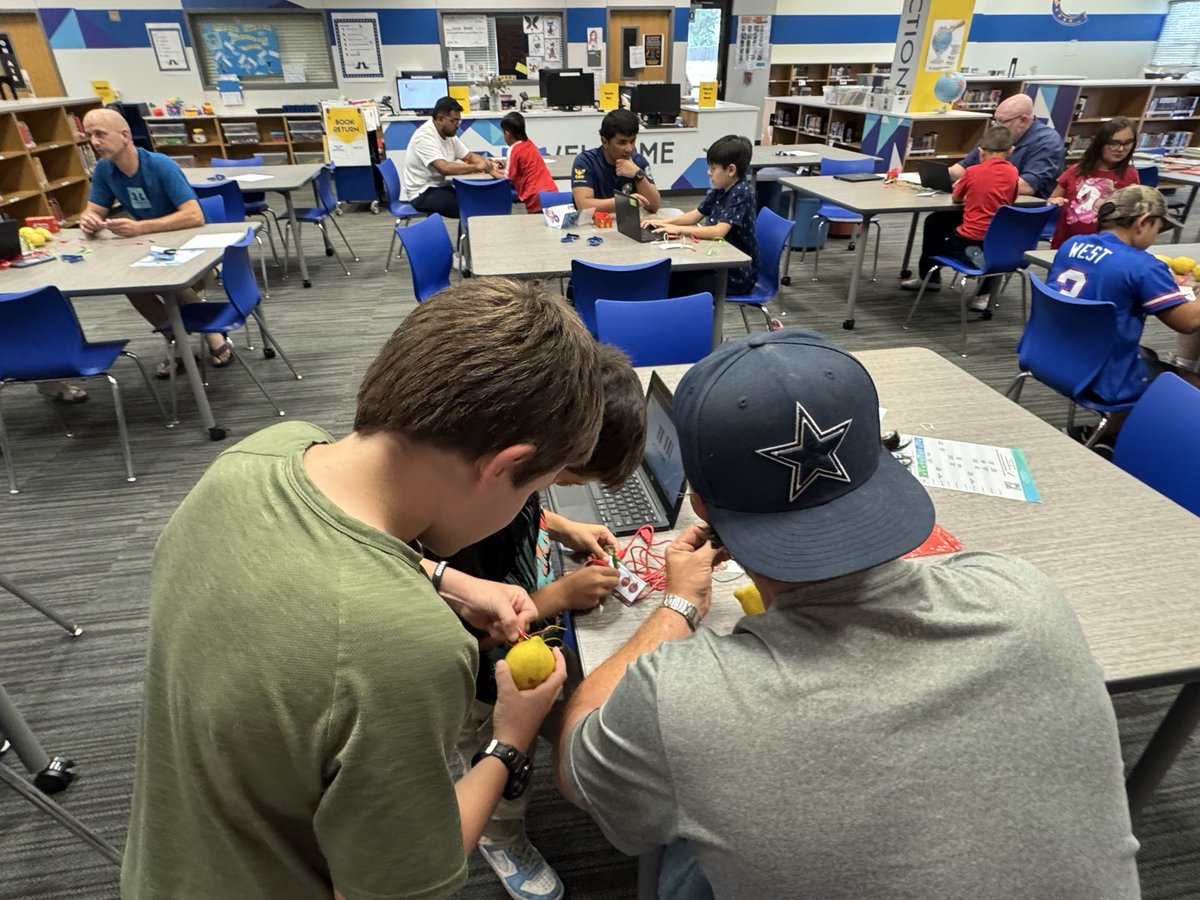 CullinsElementary tweet media