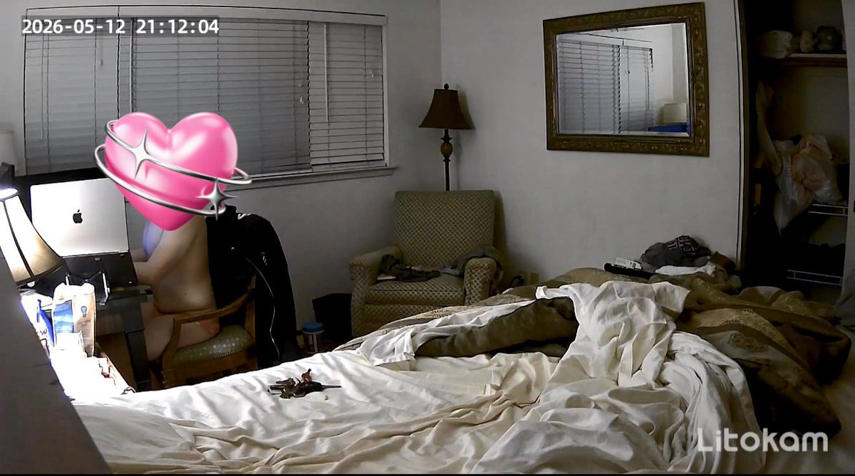 sissy_farm's tweet photo. I was looking in this nerds nanny cam and seen him hard at work so I made him take off all of his clothes but the panties 😂 https://t.co/bx3DH2J5Ns
